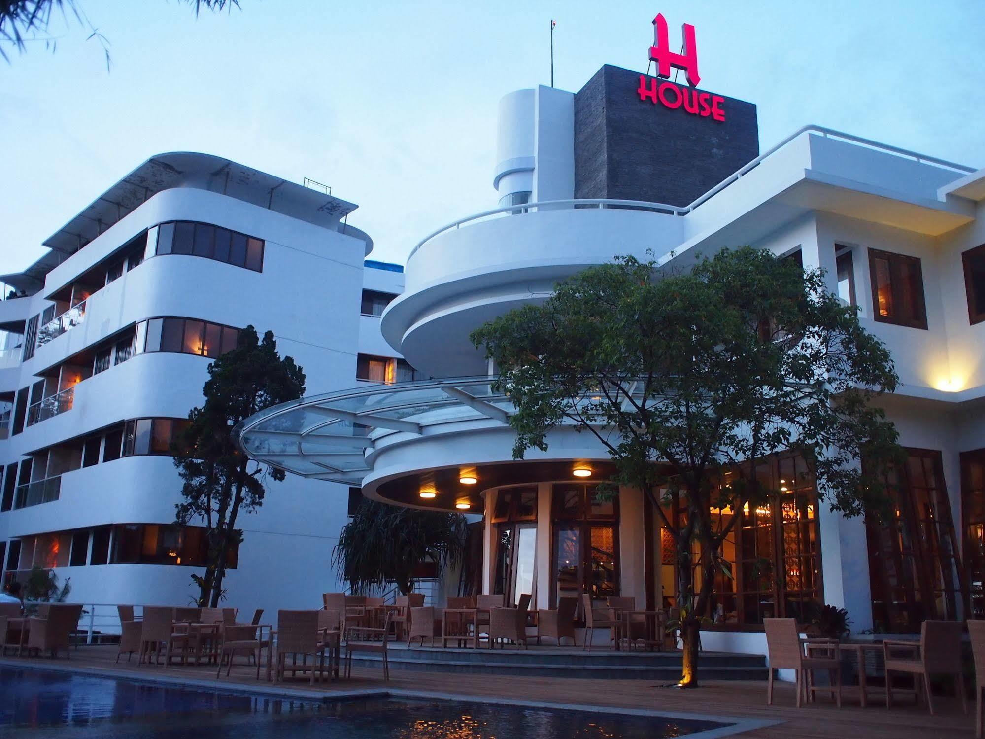 House Sangkuriang Bandung